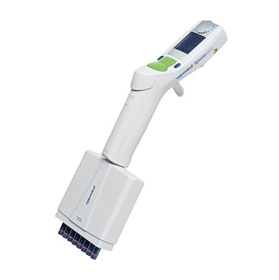 Eppendorf Xplorer®, 8-channel, variable, 50 – 1,200 µL, green